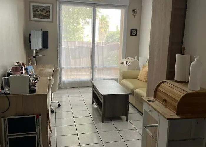 Chaleureux Netflix Parking Prive Apartmán *